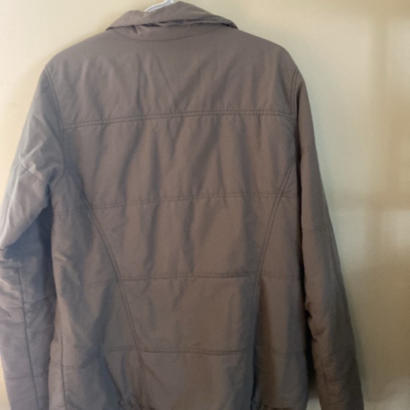 Columbia lightweight fall/ spring jacket - Picture 4 of 4